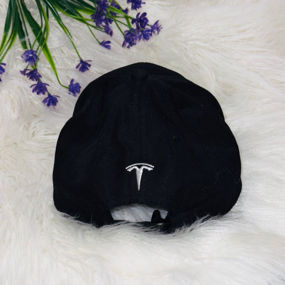 Tesla Baseball Cap - Picture 4 of 5